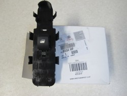 Orjinal - CITROEN C4 SAĞ ÖN KAPI CAM DÜĞMESİ ÇERÇEVESİZ 2005 - 2010