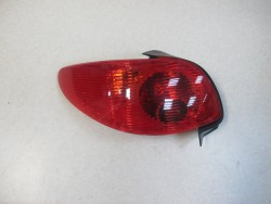 İthal - PEUGEOT 206 SEDAN ARKA STOP SOL DUYLU YAN SANAYİ İthal - PEUGEOT 206 SEDAN ARKA STOP SOL DUYLU YAN SANAYİ