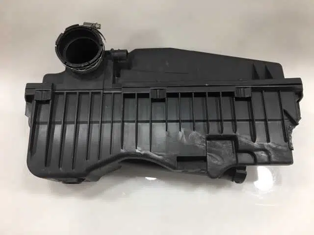 PEUGEOT 206 HAVA FİLTRE KUTUSU 1420P1